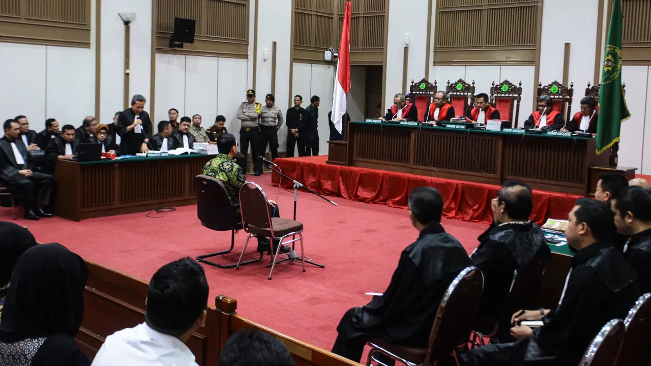 20170420-Ahok Jalani Sidang Tuntutan-Pool
