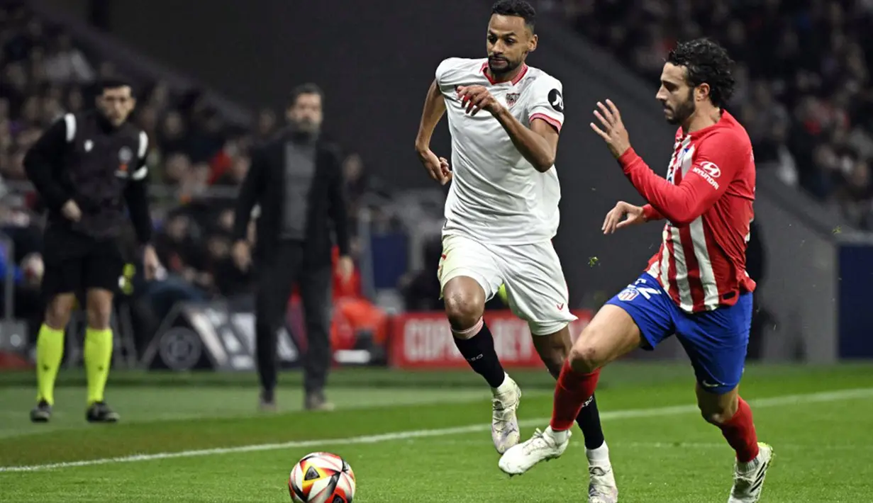 Atletico Madrid pun menang dengan skor 1-0 dan berhak lolos ke semifinal menyusul langkah Real Sociedad, Mallorca, dan Athletic Bilbao. (JAVIER SORIANO/AFP)
