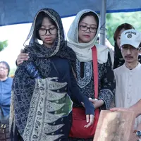 Penyanyi jazz January Christy baru saja meninggal dunia hari ini, Jumat (16/9) sekitar pukul 00.30. Almarhum meninggal dunia lantaran lama menderita penyakit paru-paru, jantung dan asma yang dideritanya. (Adrian Putra/Bintang.com)