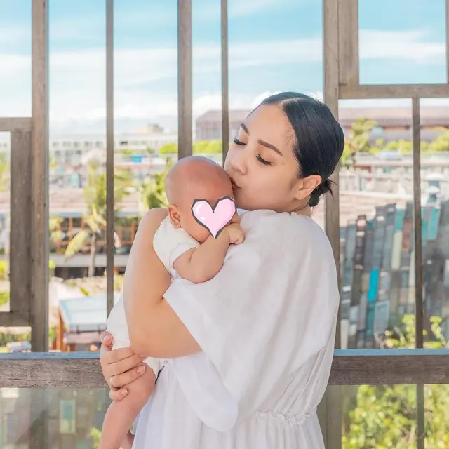 6 Artis Ini Pernah Alami Keguguran Anak Kedua, Banjir Dukungan Rekan Seleb