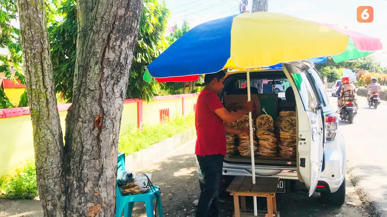 Penjual Kerupuk