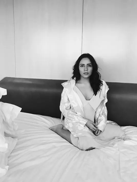 Seperti anak muda pada biasanya, Angel Pieters juga aktif di media sosial. Ia kerap membagikan kegiatan sehari-harinya. (Foto: instagram.com/angelpieters)