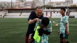 Pelatih sekaligus founder dari Korea-Korea Selecao, Justinus Lhaksana menyatakan bahwa kunci kemenangan timnya adalah kerja sama tim yang baik. Ia juga menilai semua pemainnya tampil bagus dan tidak ada yang ingin tampil sendiri. (Bola.com/Bagaskara Lazuardi)