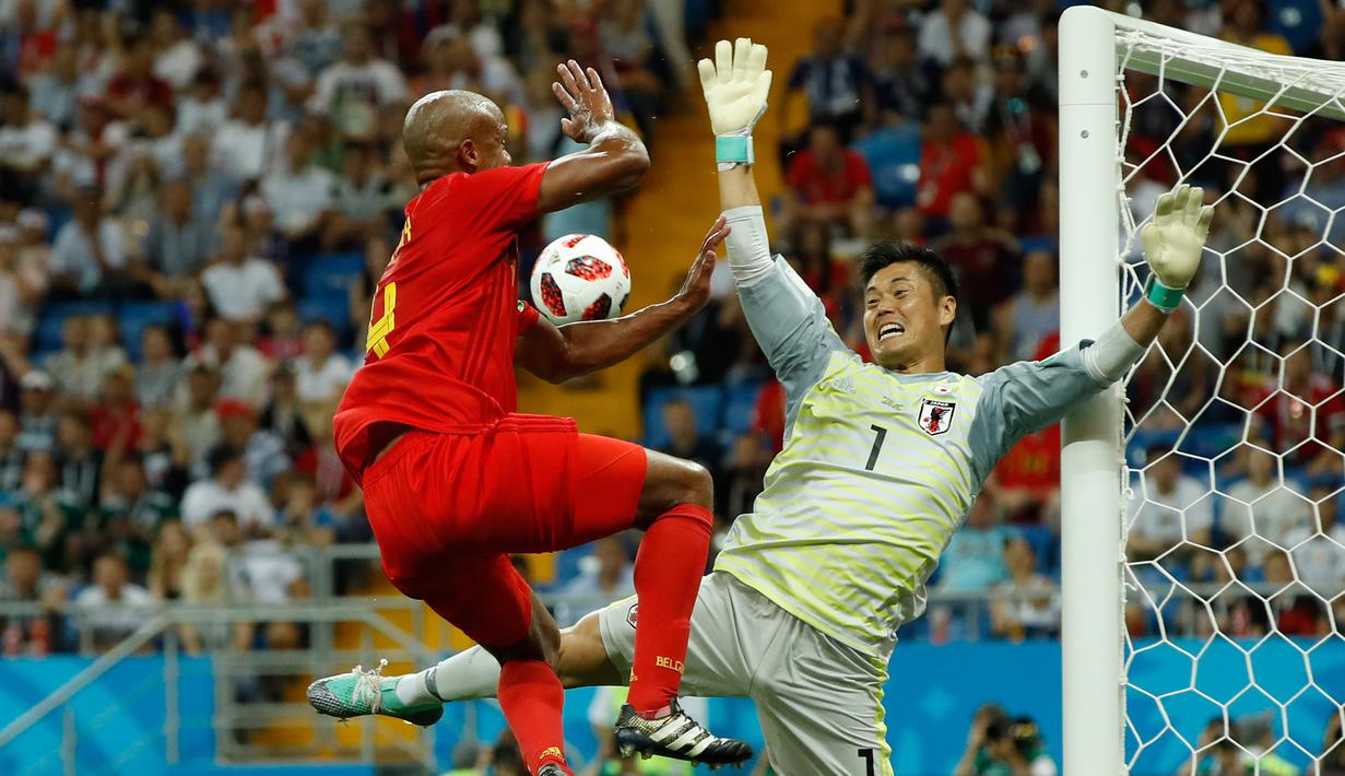 5. Eiji Kawashima (Jepang) - 14 kali penyelamatan. (AFP/Emmanuel Dunand)