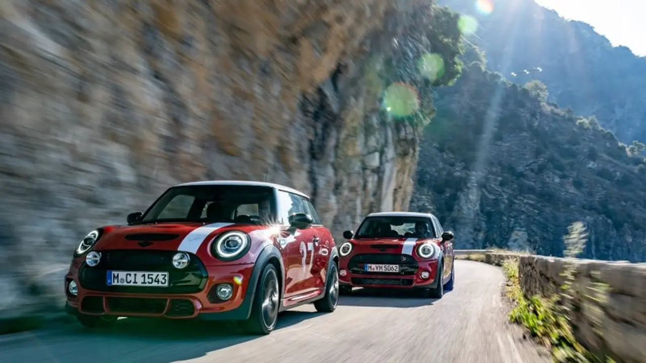 MINI Cooper S Paddy Hopkirk Edition. (Dok. BMW Group Indonesia)