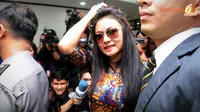 Fathanah Juga Belikan Vitalia Gaun Rp 10 Juta