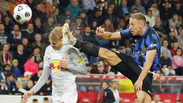 Foto: Drama Hujan Deras dan Hujan Gol di Laga Uji Coba Pramusim antara RB Salzburg Vs Inter Milan