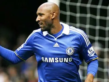 Selebrasi striker Chelsea asal Prancis, Nicolas Anelka ke gawang Fulham dalam laga lanjutan EPL yang digelar di Stamford Bridge, London Barat, 2 Mei 2009. AFP PHOTO/Glyn Kirk