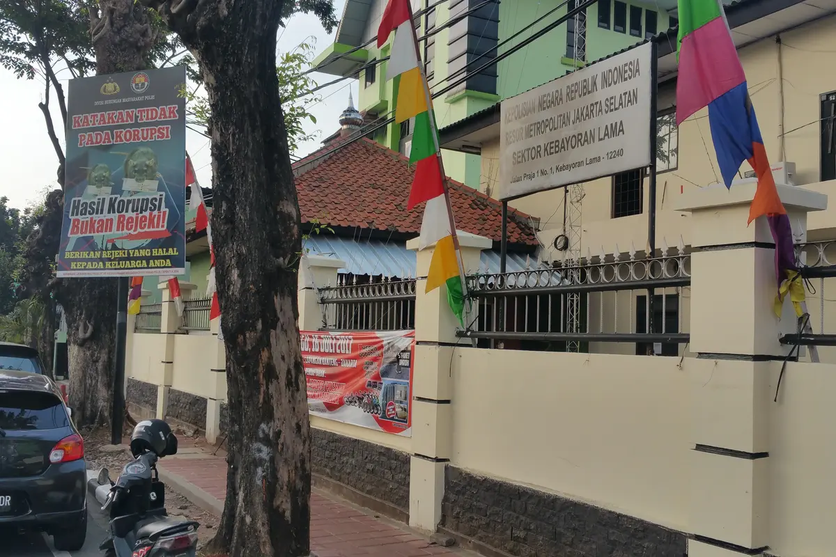 Lokasi teror bendera diduga ISIS di Polsek Kebayoran Lama