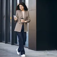 Bahagia dalam hidup./Copyright&nbsp;freepik.com/author/senivpetro