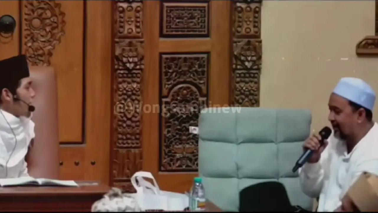Gus Iqdam dan Cicit Syaikhona Kholil (Tangkap Layar YouTube Wong Sambi New / Khazim Mahrur