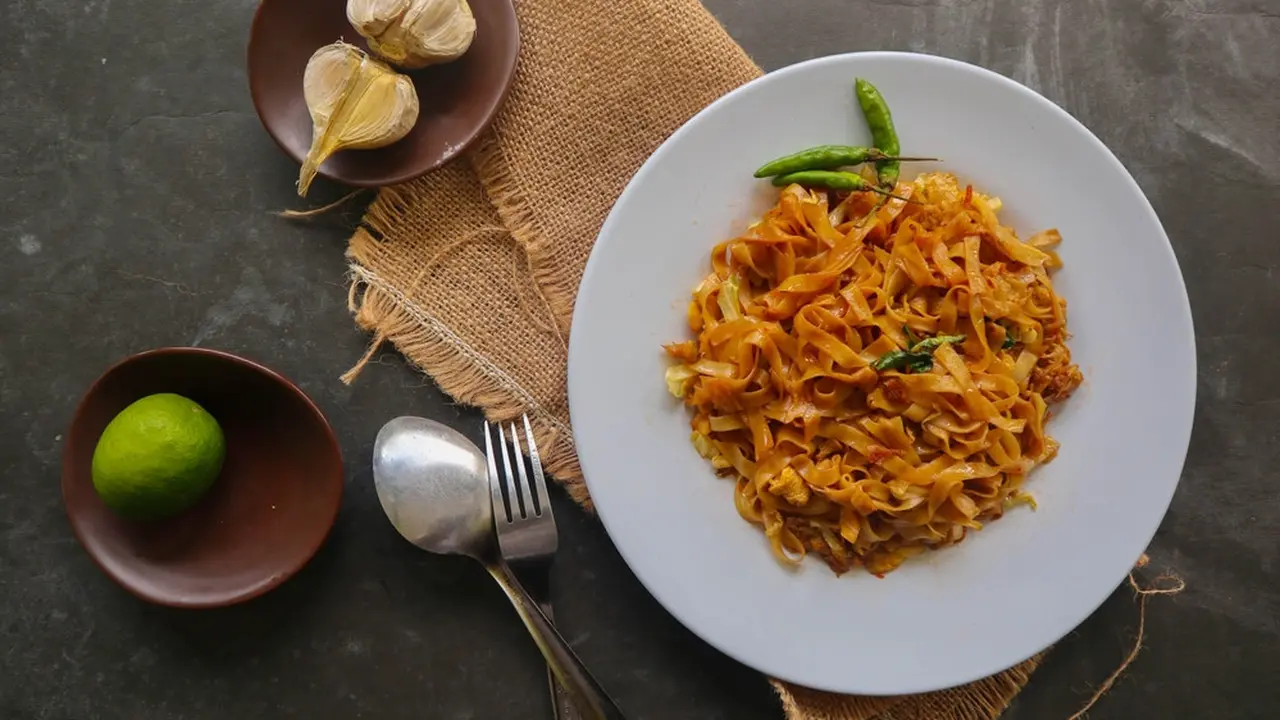 kwetiau goreng