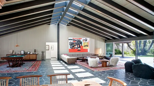 [Bintang] Adam Levine