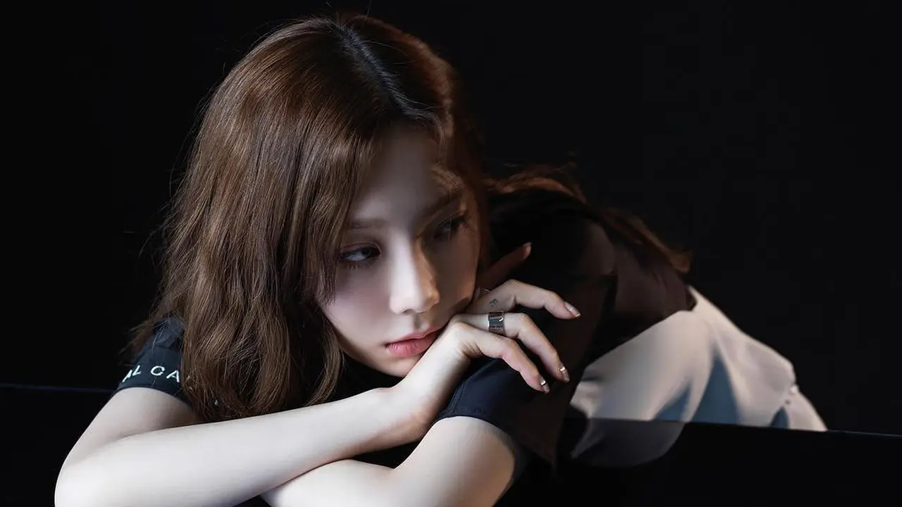 [Bintang] Rilis Album Baru, Taeyon Sajikan Nuansa Baru di Something New