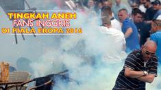 Aksi kocak adu perut fans Inggris yang dilakukan di pinggir jalan kota Lens sebelum laga melawan Wales di Piala Eropa 2016.