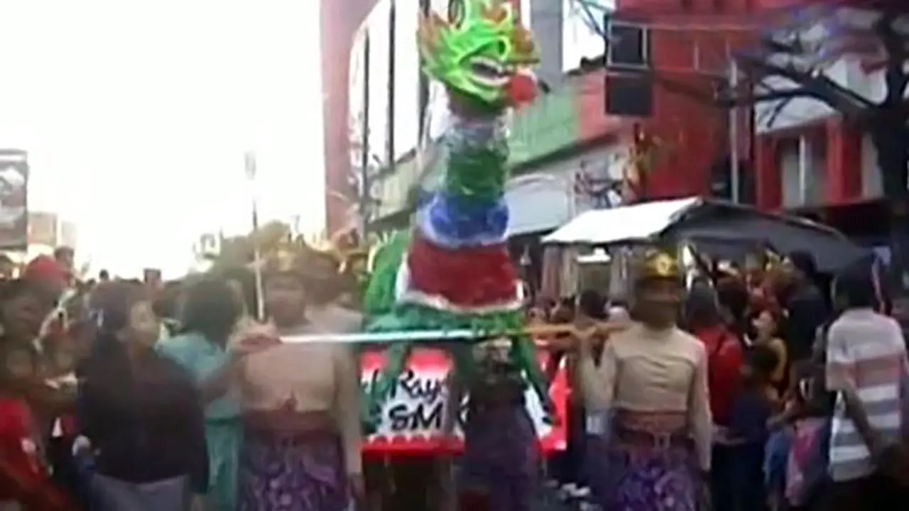 Warak Ngendog, Semarang