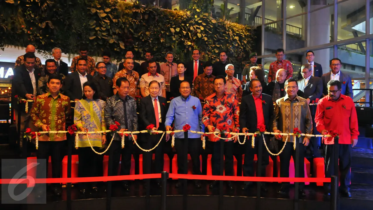 Maxx Box Lippo Village