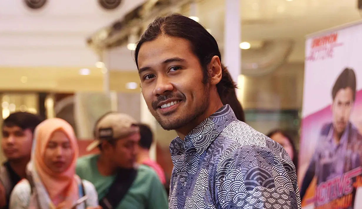 Sejak putus dengan Laudya Cynthia Bella, Chicco Jerikho menjadi artis yang sangat tertutup soal kisah asmara. (Nurwahyunan/Bintang.com)