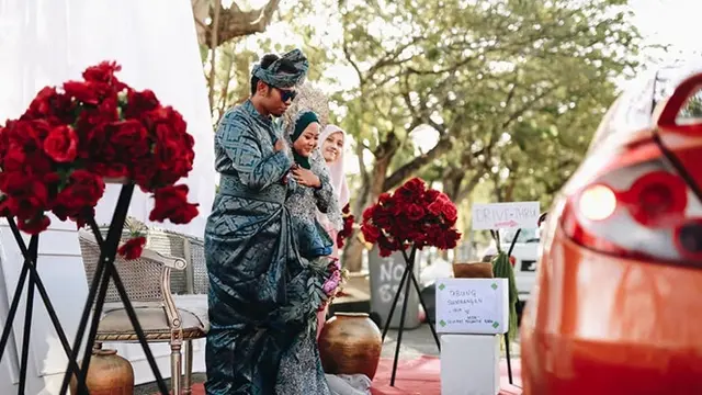 Marak Virus Corona, Ini 6 Potret Pernikahan Unik Pakai Konsep Drive-Thru