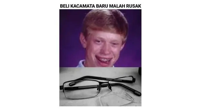 7 Meme Derita Orang Pakai Kacamata Ini Bikin Kesal