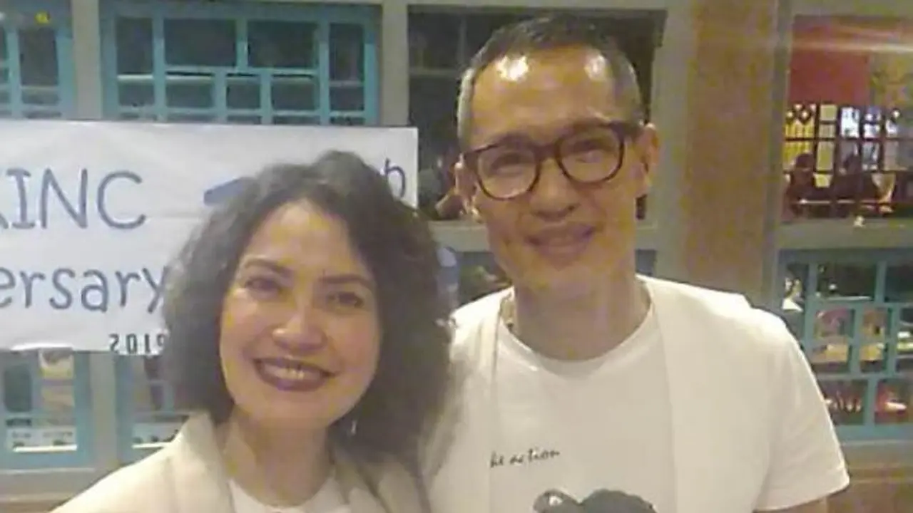 Rebecca Tumewu dan Erwin Parengkuan