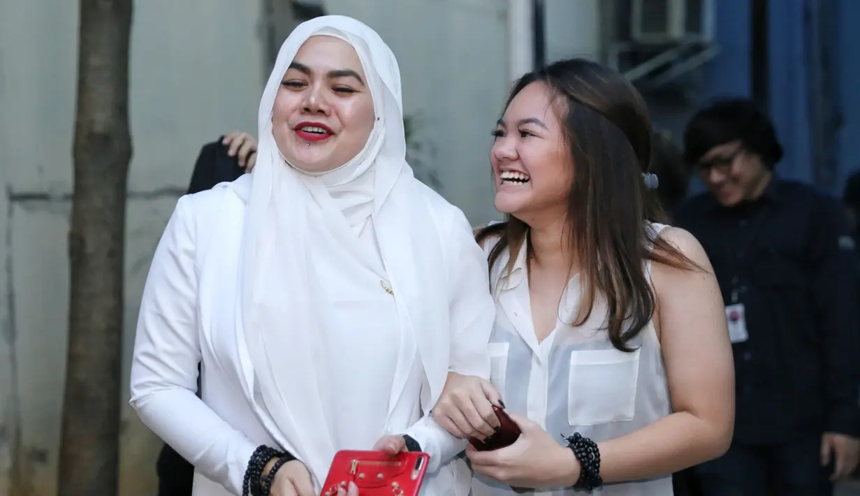 Kejadian itu berlangsung sejak lama. Menurut kuasa hukumnya, kliennnya telah lama bersabar selama ini. Hingga pada puncaknya, akhirnya kesabarannya habis. (Nurwahyunan/Bintang.com)