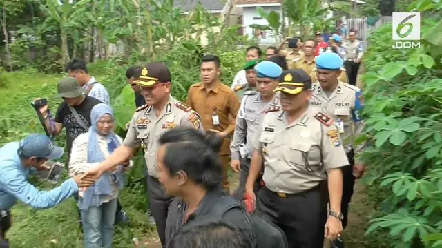 Polisi menetapkan 3 tersangka dalam kasus persekusi  pasangan yang diarak ini.