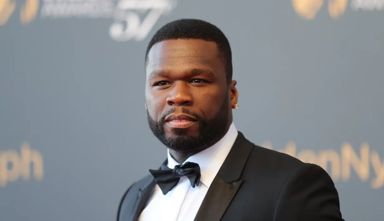 50 Cent dibesarkan oleh ibunya yang ternyata adalah seorang lesbian dan pecandu kokain. Ibunya sendiri meninggal saat usianya 8 tahun. (VALERY HACHE / AFP)