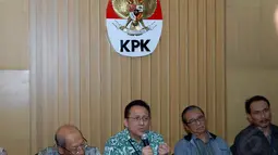Dalam kunjungannya ke gedung Komisi Pemberantasan Korupsi (KPK), Irman mendiskusikan Undang-undang (UU) MPR, DPR, DPRD, DPD (UU MD3) bersama para pimpinan KPK, Jakarta, Rabu (23/7/14) (Liputan6.com/ Miftahul Hayat)