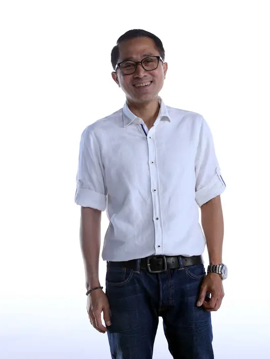 Meski telah puluhan tahun terlibat dalam dunia akting, dengan banyak aktor dan aktris, peraih Pemeran Utama Pria Terbaik Indonesian Movie Awards 2013 itu merasa kesulitan saat bermain dengan banyak anak-anak. (Nurwahyunan/Bintang.com)