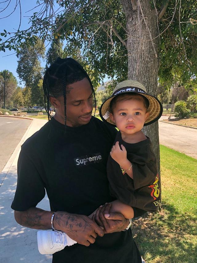 FOTO: Gemasnya Putri dari Kylie Jenner, Stormi Webster