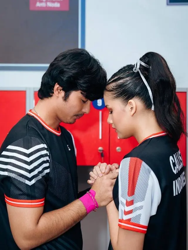 [Fimela] Cinta Brian dan Callista Arum