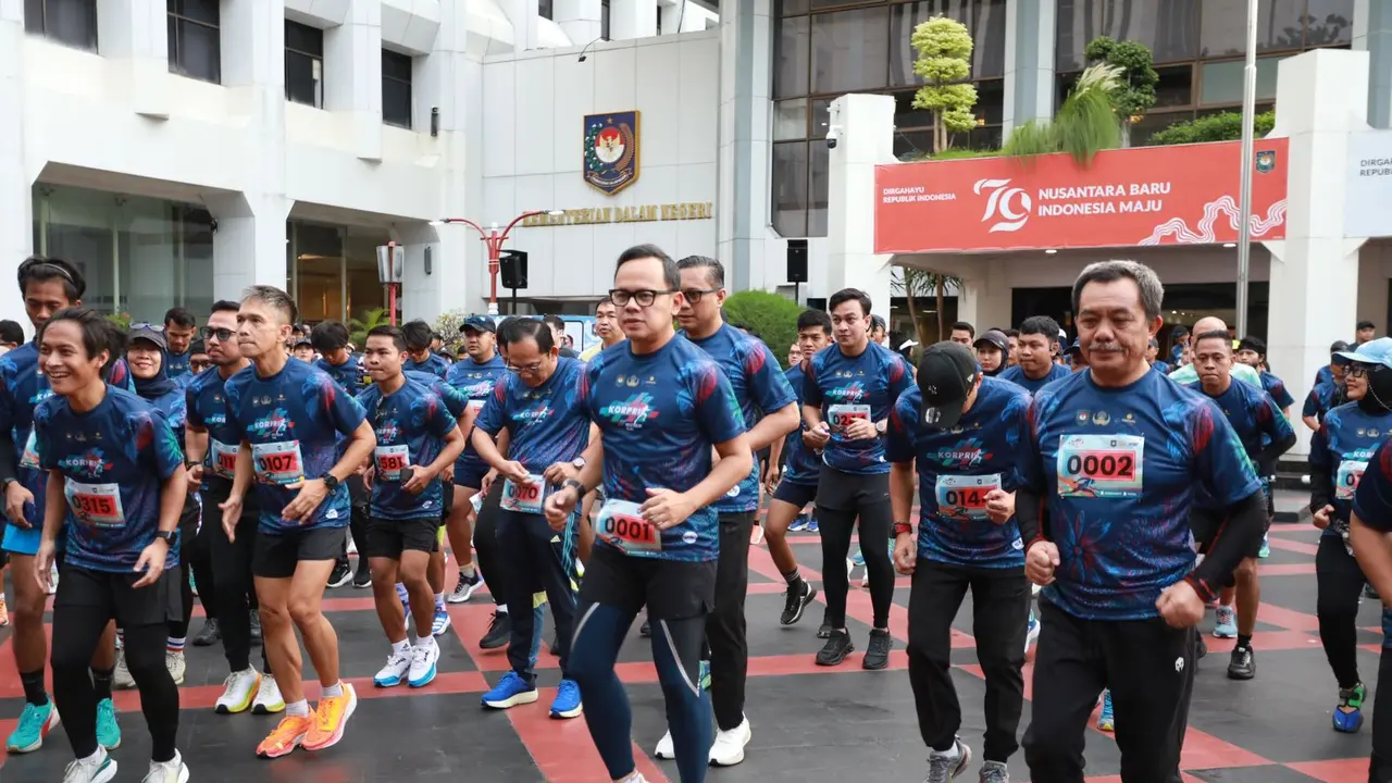 Wamendagri Bima Arya Apresiasi Apresiasi Semangat Peserta Lari Korpri Bestuur Run 10K
