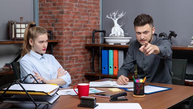 Ilustrasi teman, rekan kerja yang toxic