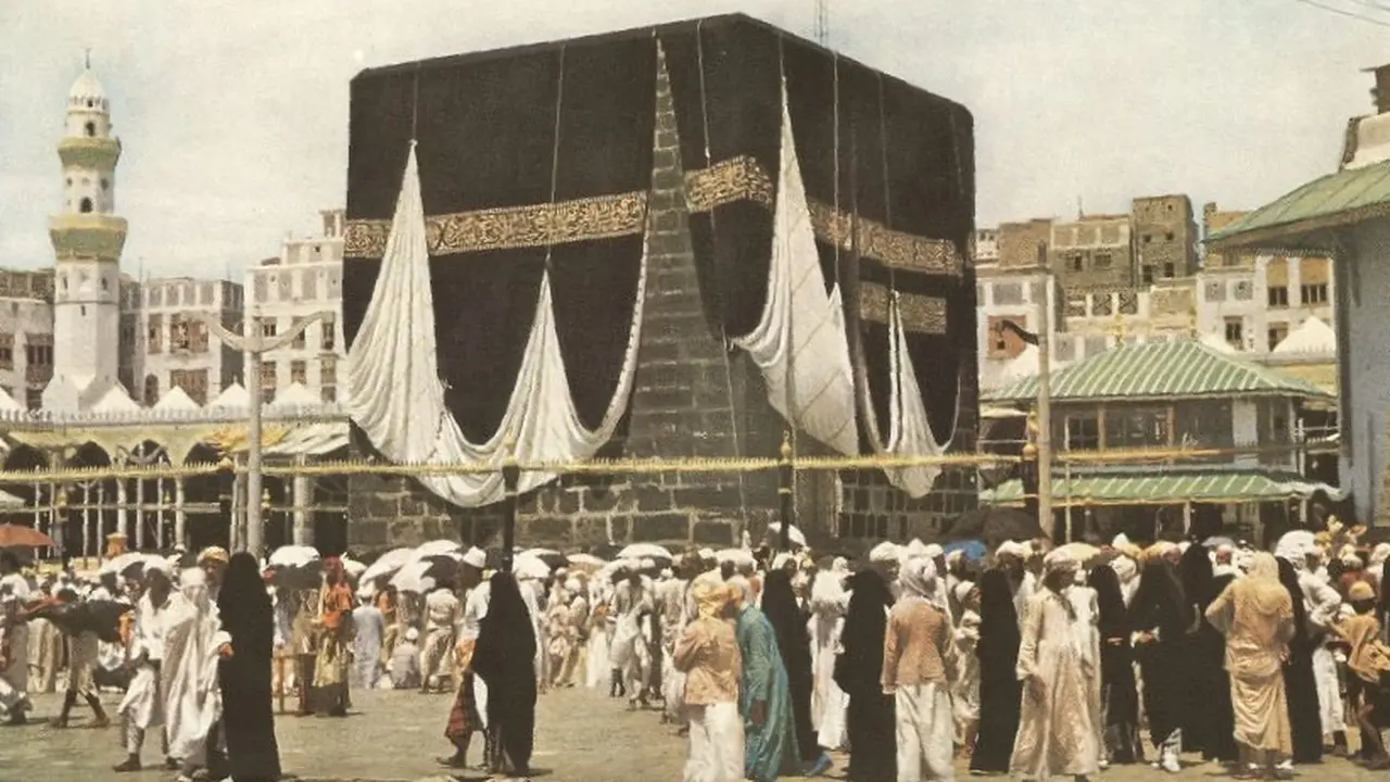 Menengok 25 Potret Mengagumkan Ibadah Haji di Tahun 1953 (Part 1)
