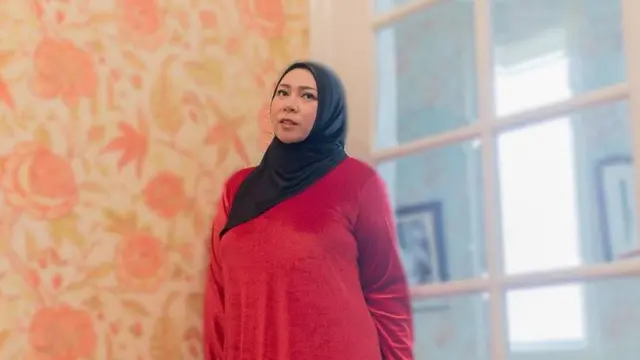 7 Transformasi Melly Goeslaw dari Bobot 100 Kg Hingga Kini 52 Kg, Makin Langsing