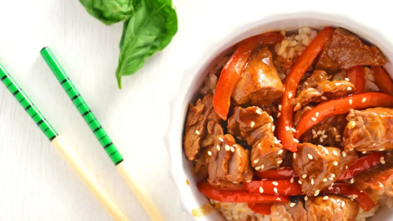 Yuk Bikin Nasi Daging Tumis untuk Bekal Makan Siangmu