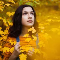 ilustrasi kepribadian perempuan/Photo by Alicia Petresc on Unsplash