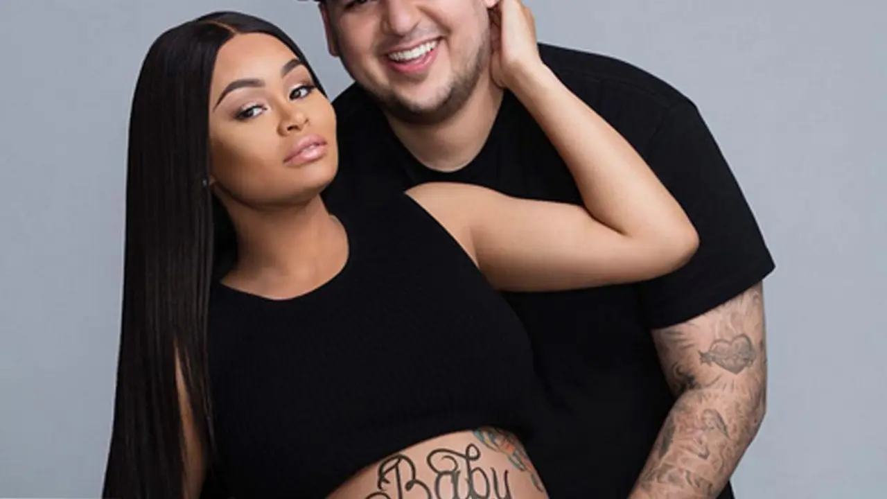 [Bintang] Rob Kardashian dan Blac Chyna
