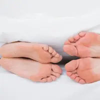 Benarkah Posisi Seks Tertentu  Bisa Mempercepat Kehamilan?