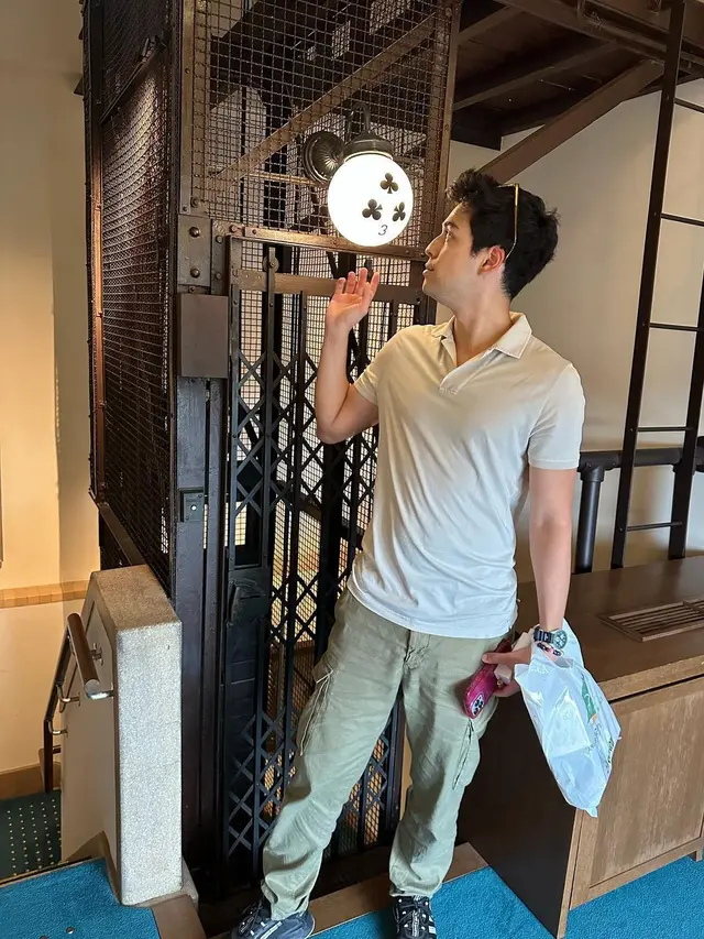 Luna Maya dan Maxime Bouttier liburan (Instagram/bouttier_maxime)