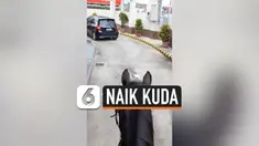 NAIK KUDA