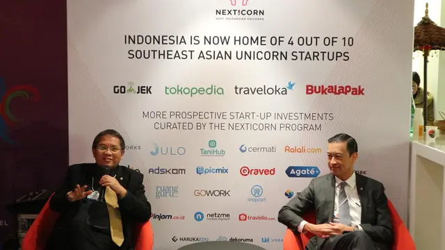 Menkominfo Rudiantara dan Kepala BKPM Thomas Lembong di tengah acara Nexticorn Agenda di Indonesia Pavilion (24/1). Menkominfo Rudiantara dan Kepala BKPM Thomas Lembong di tengah acara Nexticorn Agenda di Indonesia Pavilion (24/1). Dok Kemkominfo