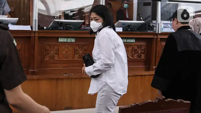 Begini Ekspresi Putri Candrawathi saat Dituntut 8 Tahun Penjara Kasus Pembunuhan Brigadir J