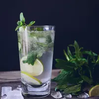 Ilustrasi mojito non alkohol./Copyright unsplash.com/@sugercoatit