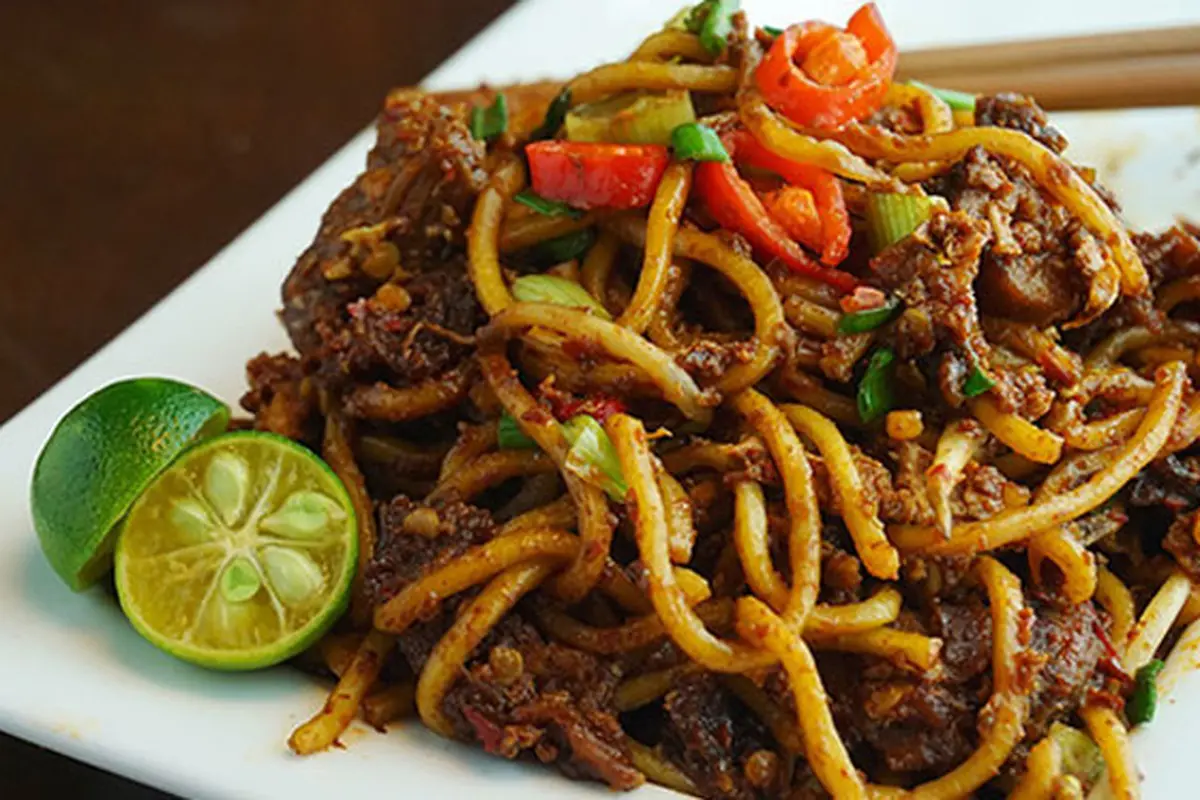 Siapa Bilang Mie Tak Boleh Dijadikan Menu Sahur?