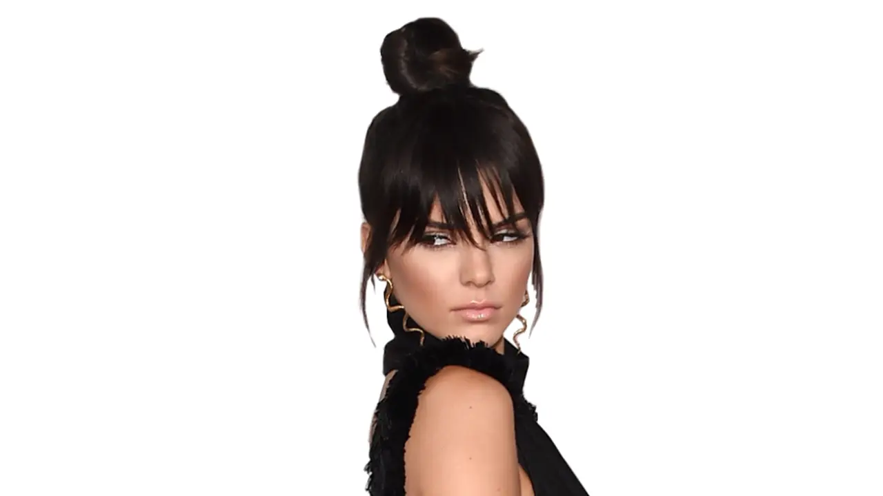Kendall Jenner dengan Poni