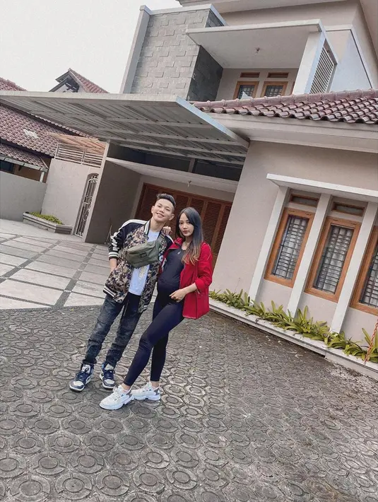 Tegar Septian dan Sarah Sheilka (Instagram/sarahsheilka)