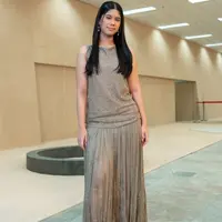 Almira Yudhoyono saat Dampingi Sang Ibundanya Annisa Pohan Hadir di Fashion Show. [@annisayudhoyono]