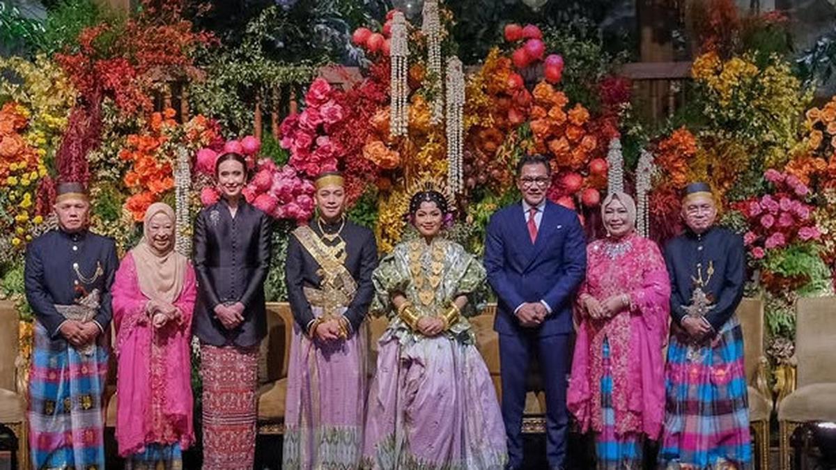 Begini Gaya 8 Ibu Pejabat hingga Artis Hadir di Pernikahan Rasyid Rajasa dan Tamara Kalla, dari Selvi Ananda, Raline Shah, Adik Raffi Ahmad